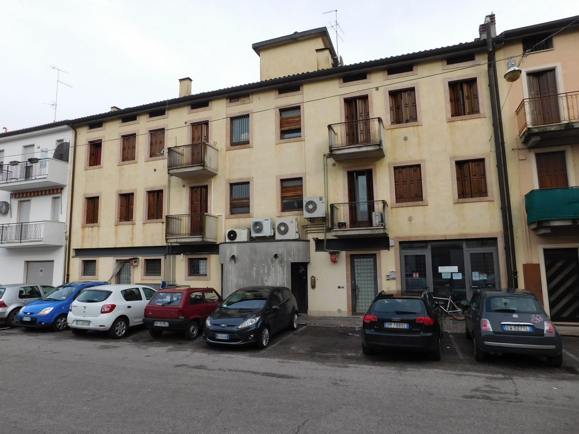 Residenza Meeting Aparthotel Verona Kültér fotó
